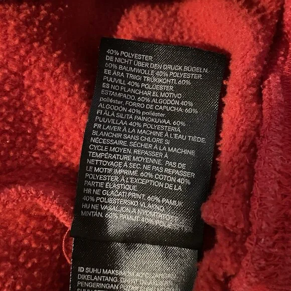 H&M Peanuts Snoopy Red Sweatshirt Hoodie Mens Small Pouch Pocket - Picture 7 of 7